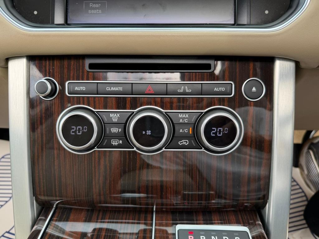 Land Rover Range Rover Automatic Silver #60