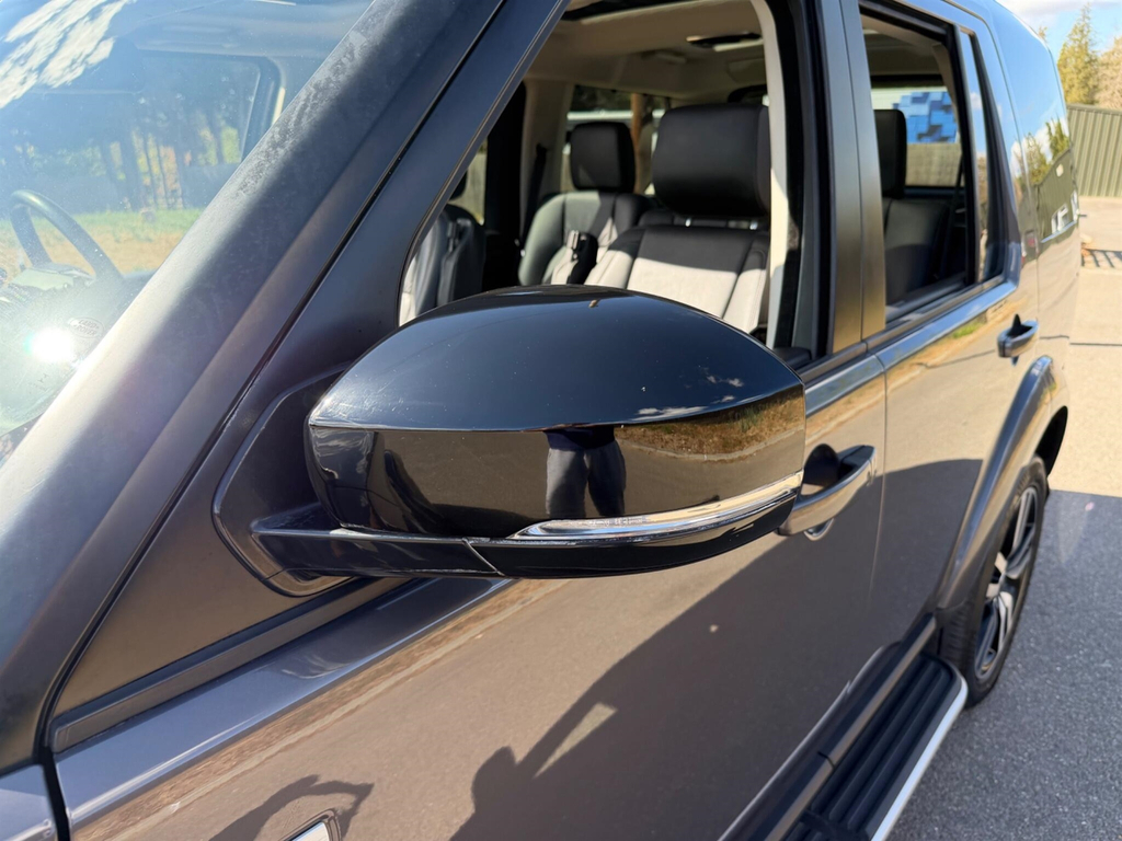 Land Rover Discovery Se Tech Silver #32
