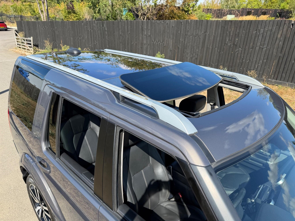 Land Rover Discovery Se Tech Silver #47