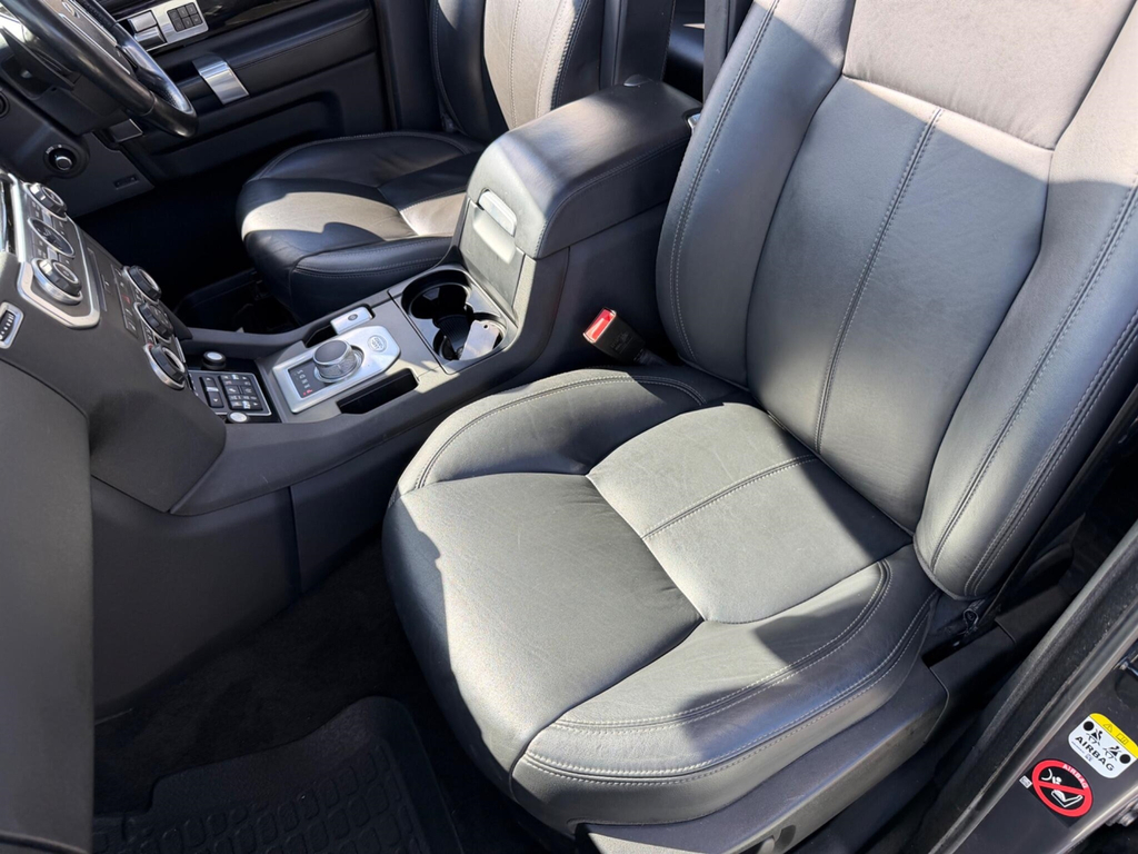 Land Rover Discovery Se Tech Silver #40