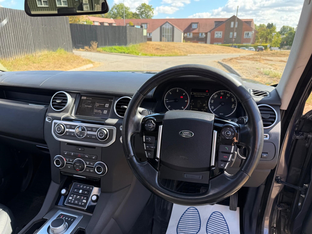 Land Rover Discovery Se Tech Silver #56