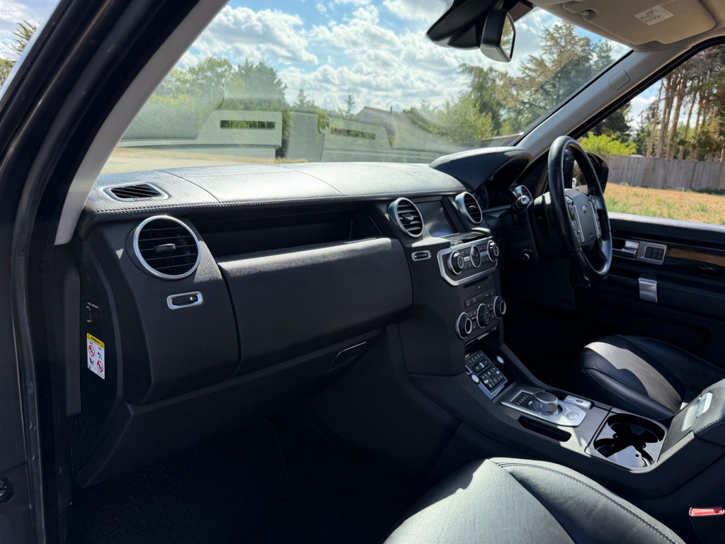 Land Rover Discovery Se Tech Silver #9