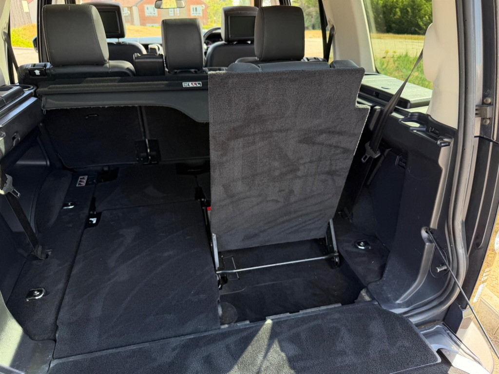 Land Rover Discovery Se Tech Silver #49