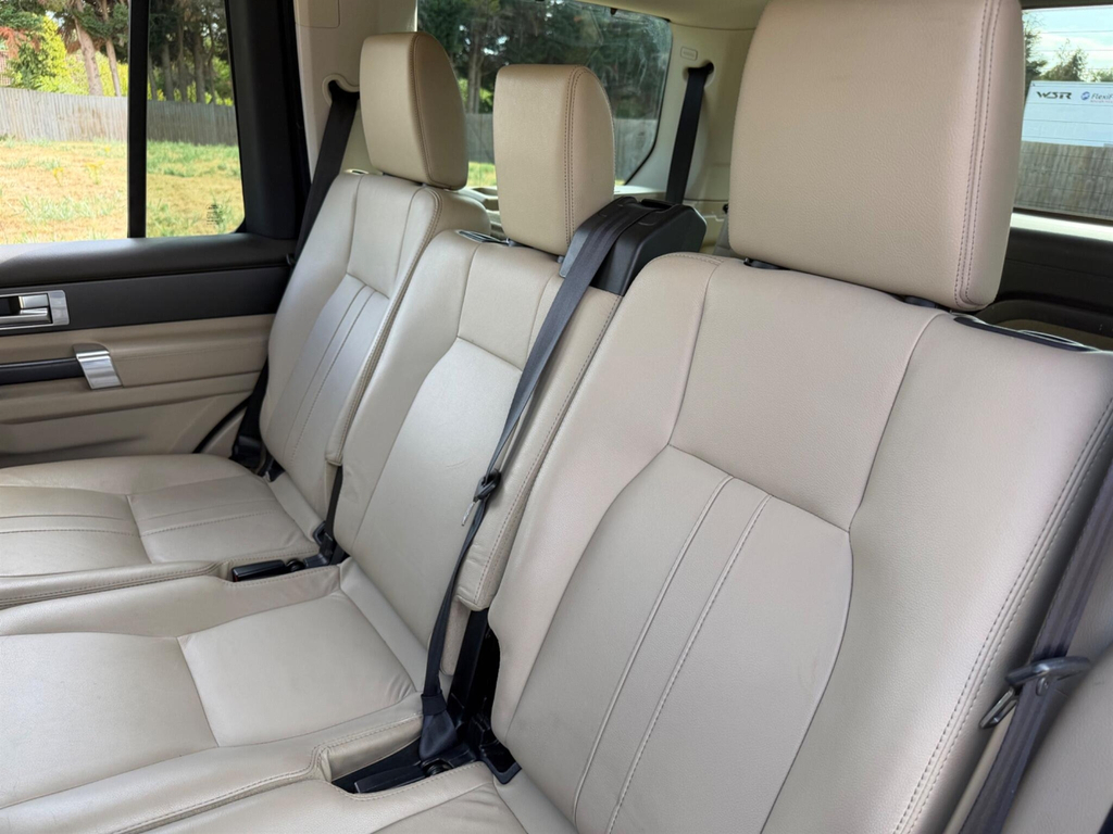 Land Rover Discovery Automatic Grey #51