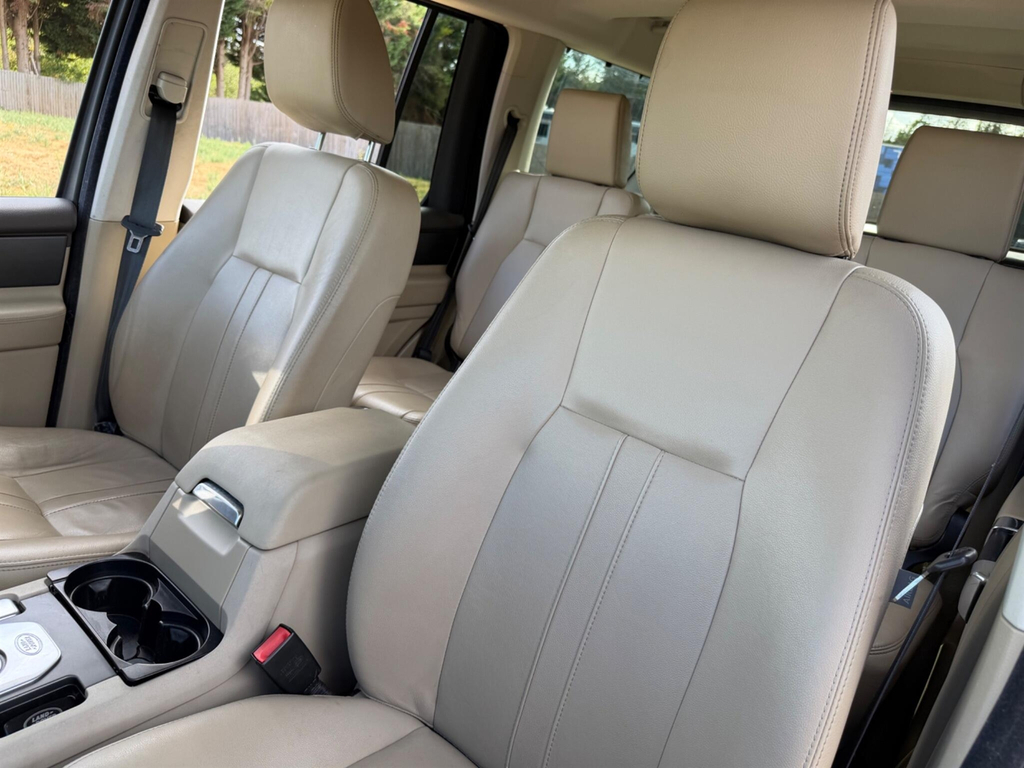 Land Rover Discovery Automatic Grey #40