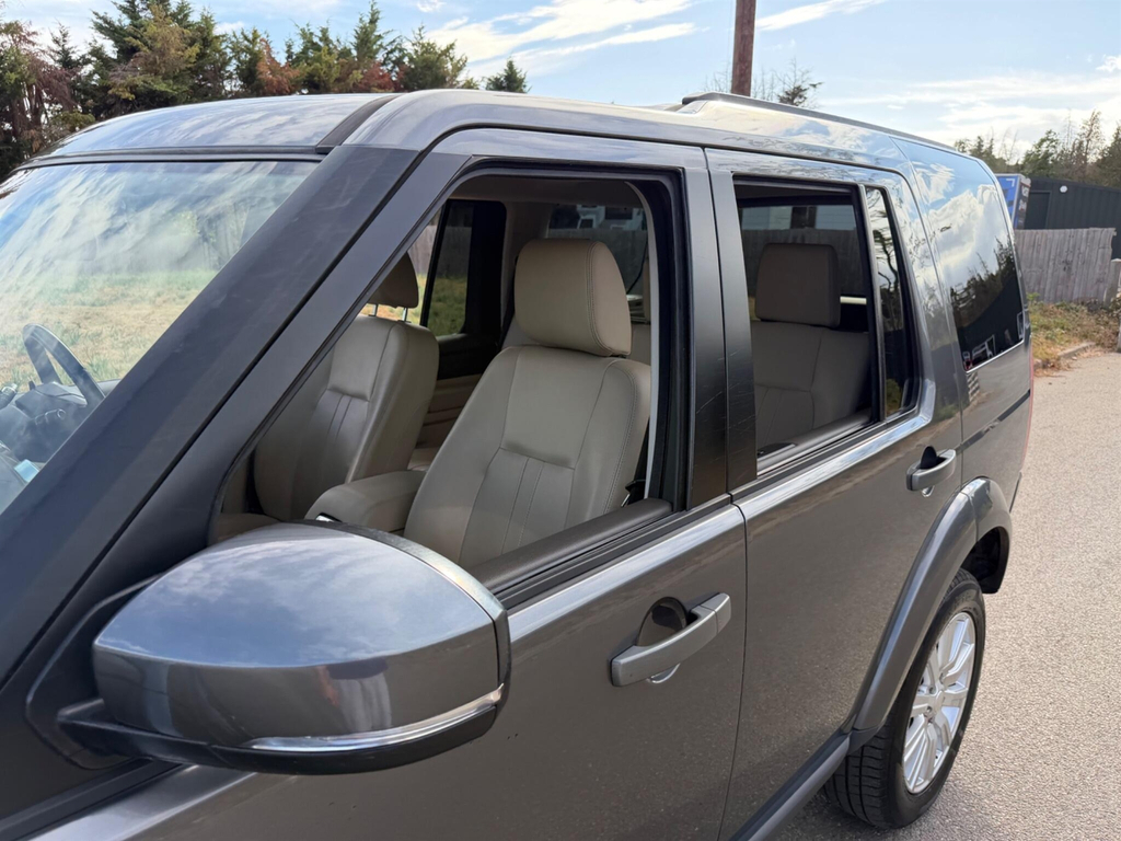 Land Rover Discovery Automatic Grey #35
