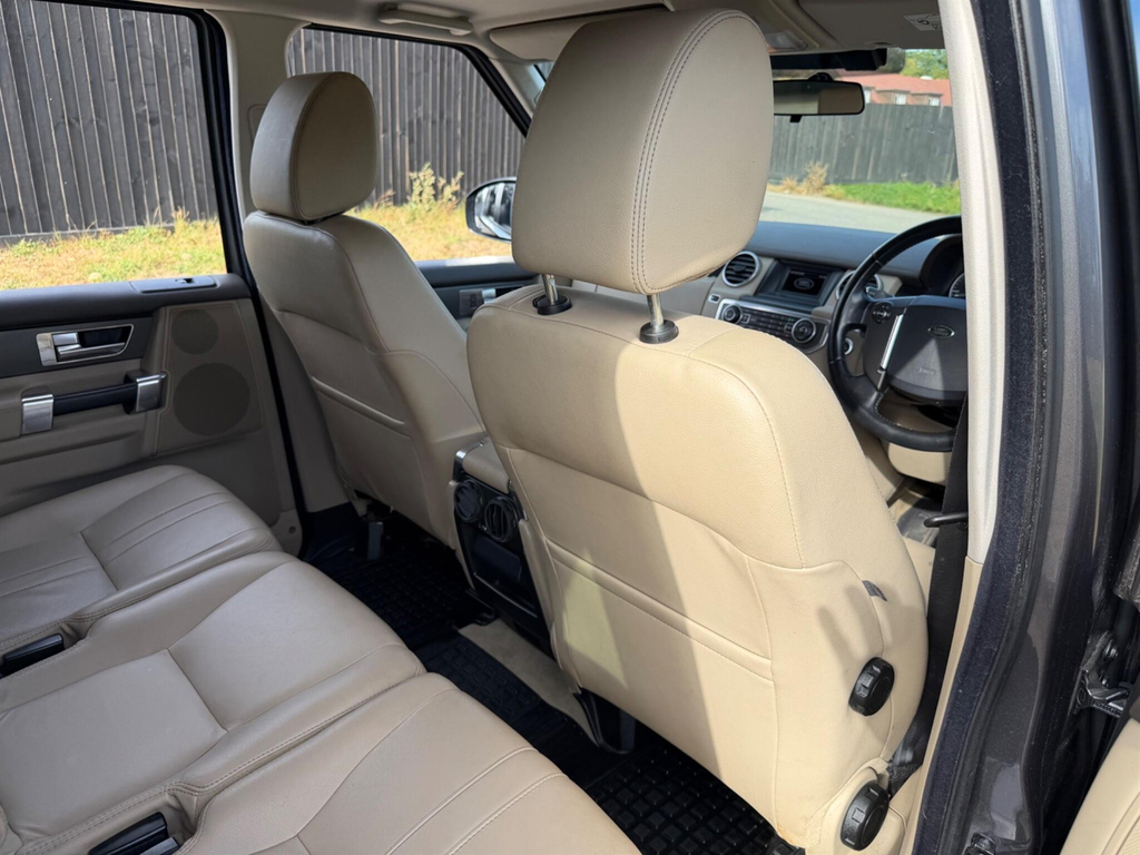 Land Rover Discovery Automatic Grey #19