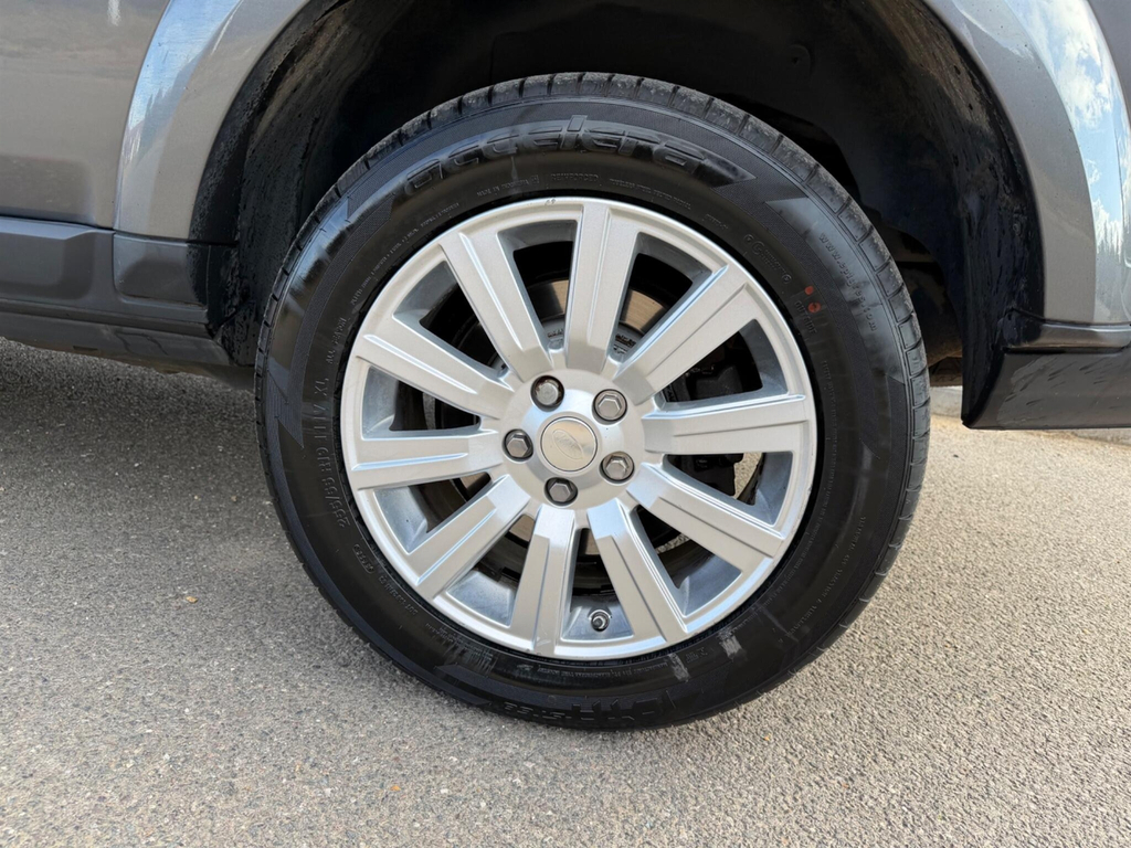 Land Rover Discovery Automatic Grey #30