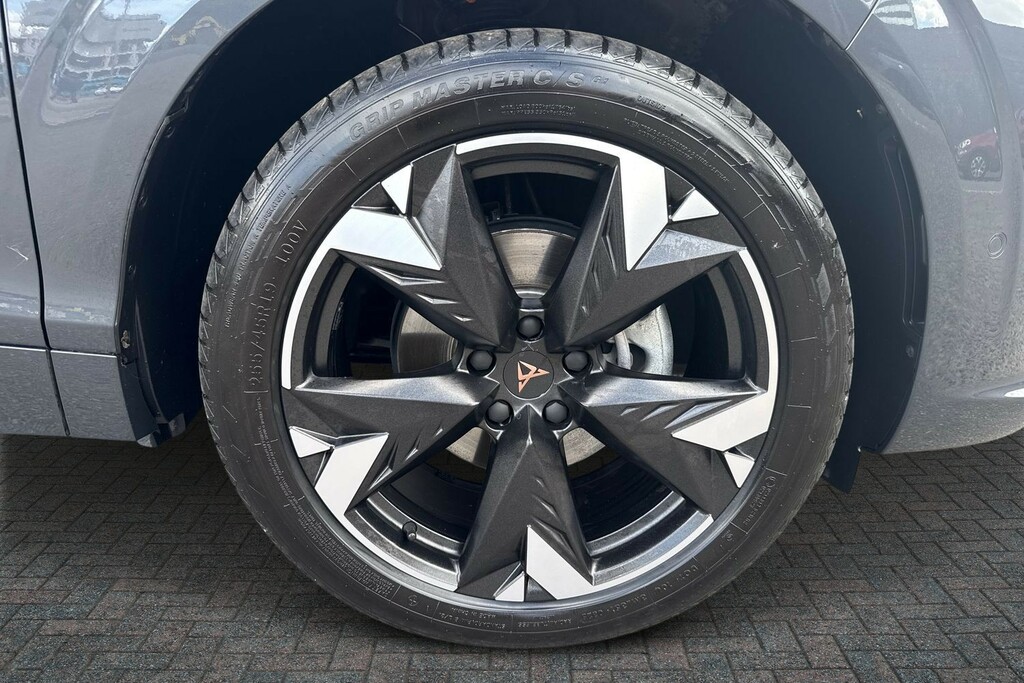 Cupra Terramar 1.5 Etsi 150 V2 Dsg KW25LMO Grey #5