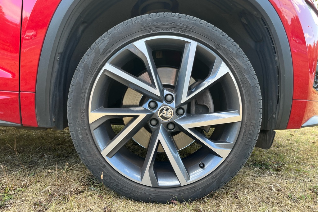 Skoda Kodiaq 2.0 Tdi 190 Sport Line 4X4 Dsg 7 Seat Red #5