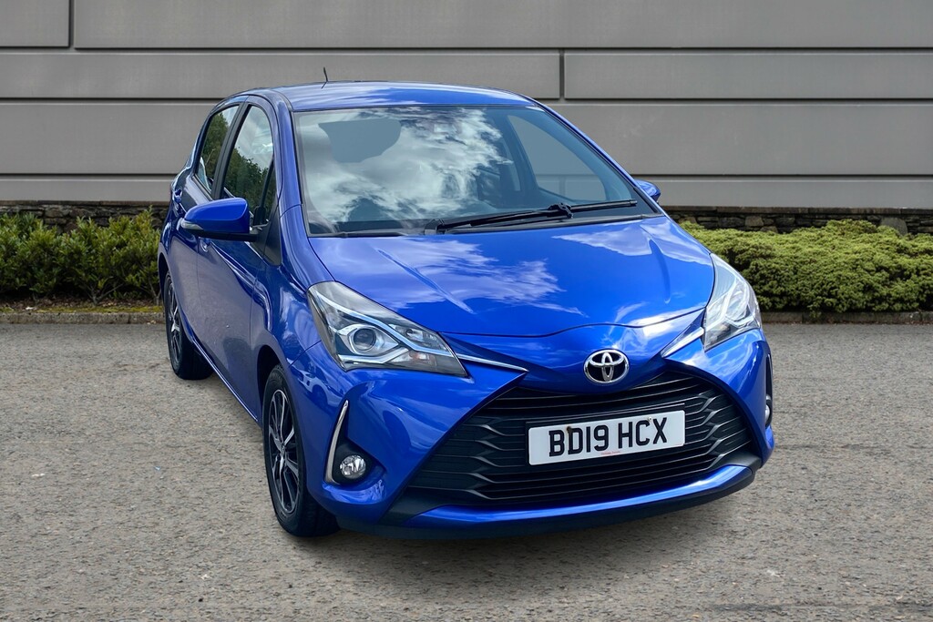 Toyota Yaris 1.5 Vvt-i Icon Tech Blue