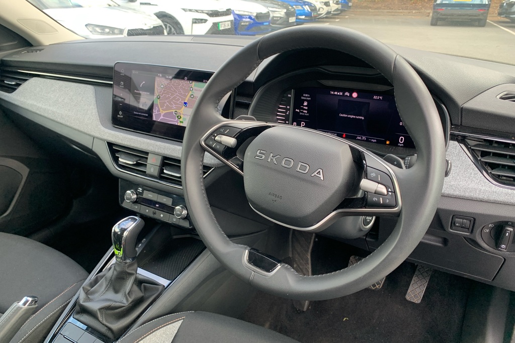 Skoda Scala 1.0 Tsi 116 Se Edition Dsg White #6