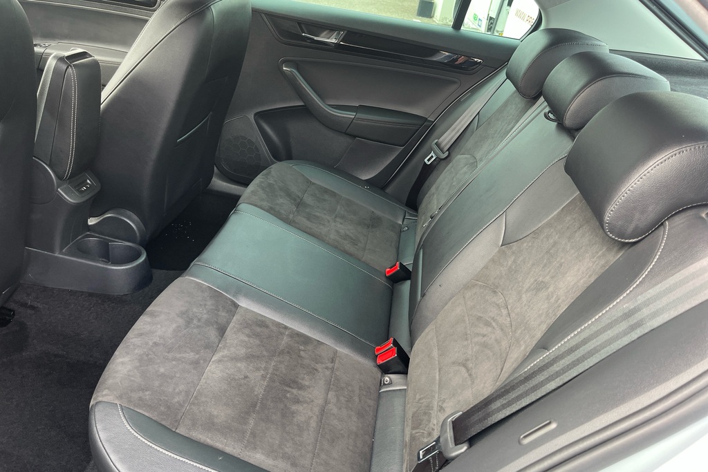 Seat Toledo  Black #12
