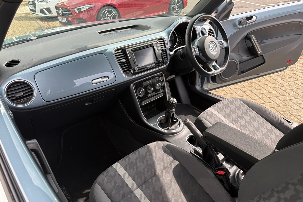 Volkswagen Beetle 1.2 Tsi Design Blue #2