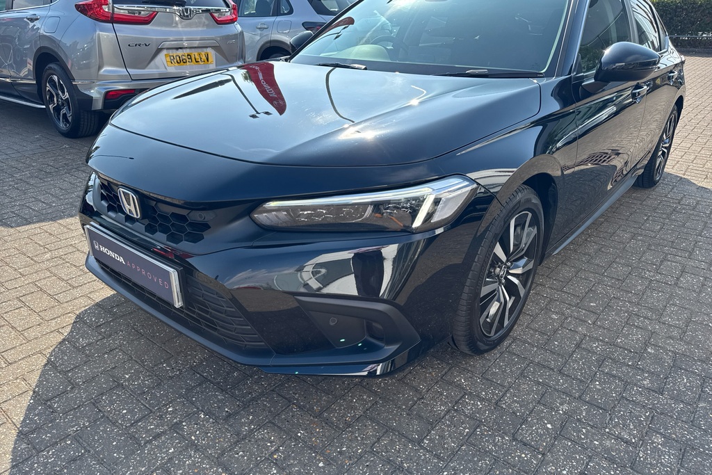 Honda Civic 2.0 Ehev Elegance Cvt Hatchback Black #40