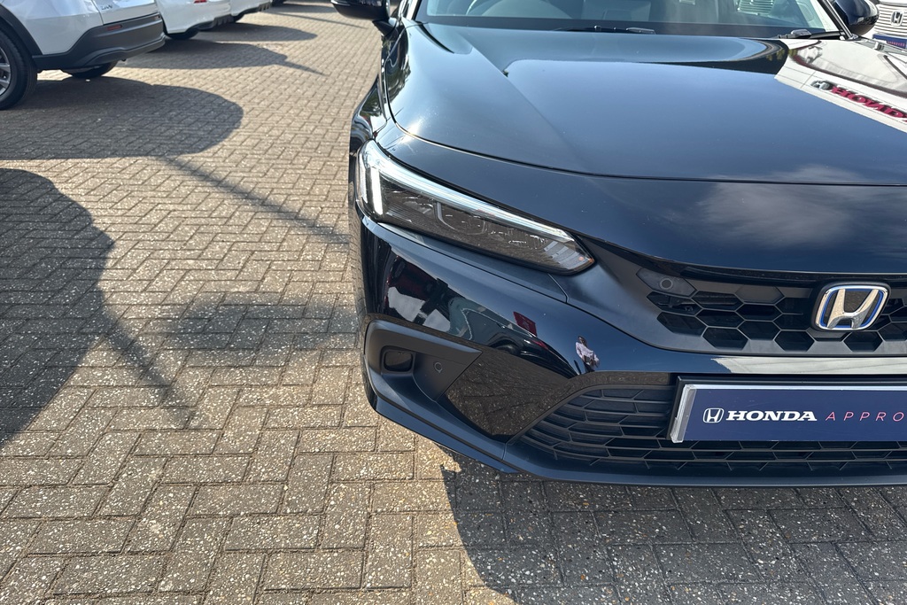 Honda Civic 2.0 Ehev Elegance Cvt Hatchback Black #37