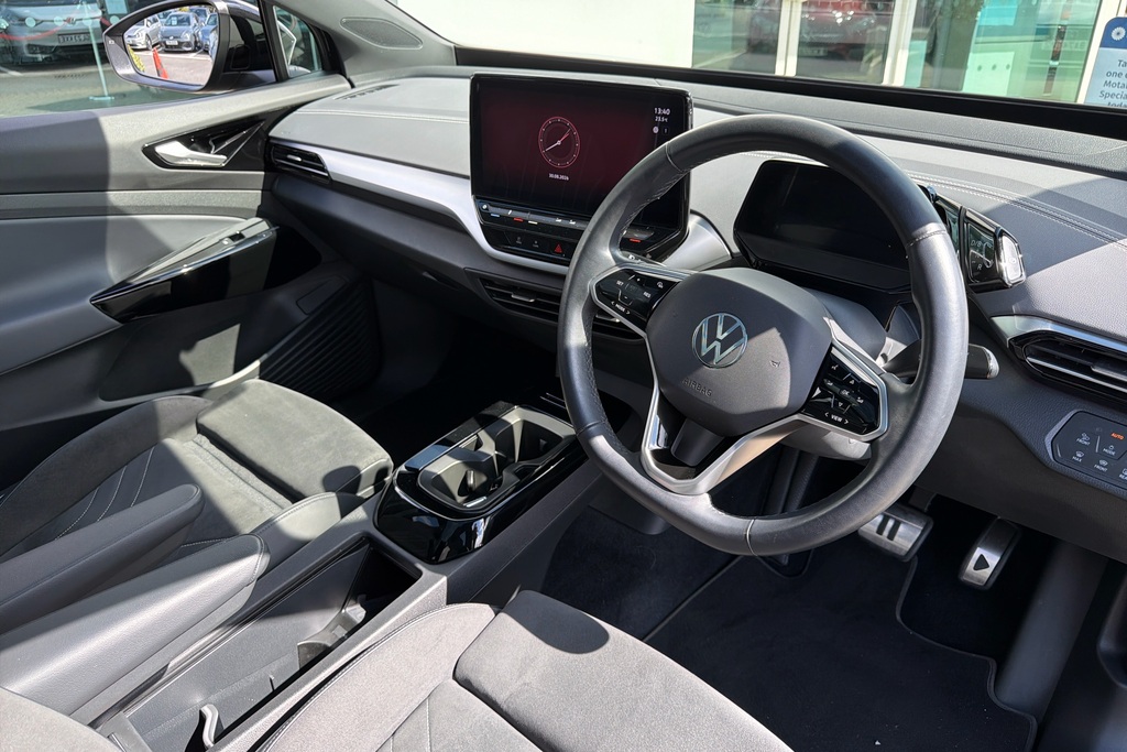 Volkswagen ID.5 150Kw Max Pro Performance 77Kwh Black #6