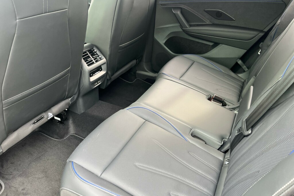 Volkswagen Tayron 1.5 Tsi Ehybrid 272 R-line Dsg6 #4