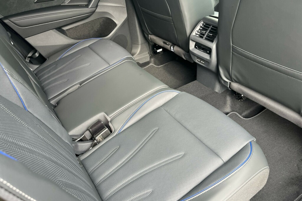 Volkswagen Tayron 1.5 Tsi Ehybrid 272 R-line Dsg6 #2