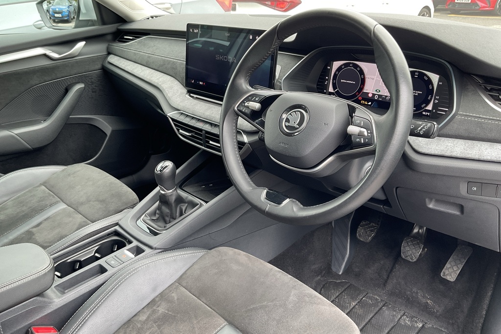 Skoda Octavia 1.5 Tsi 150 Se L Silver #6