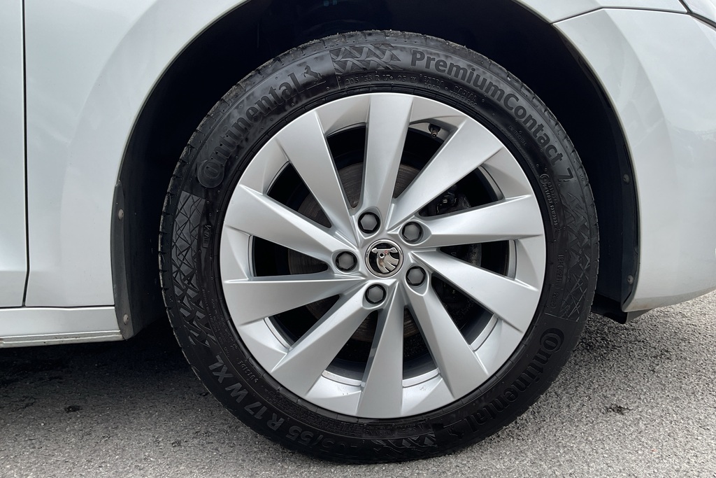 Skoda Octavia 1.5 Tsi 150 Se L Silver #5