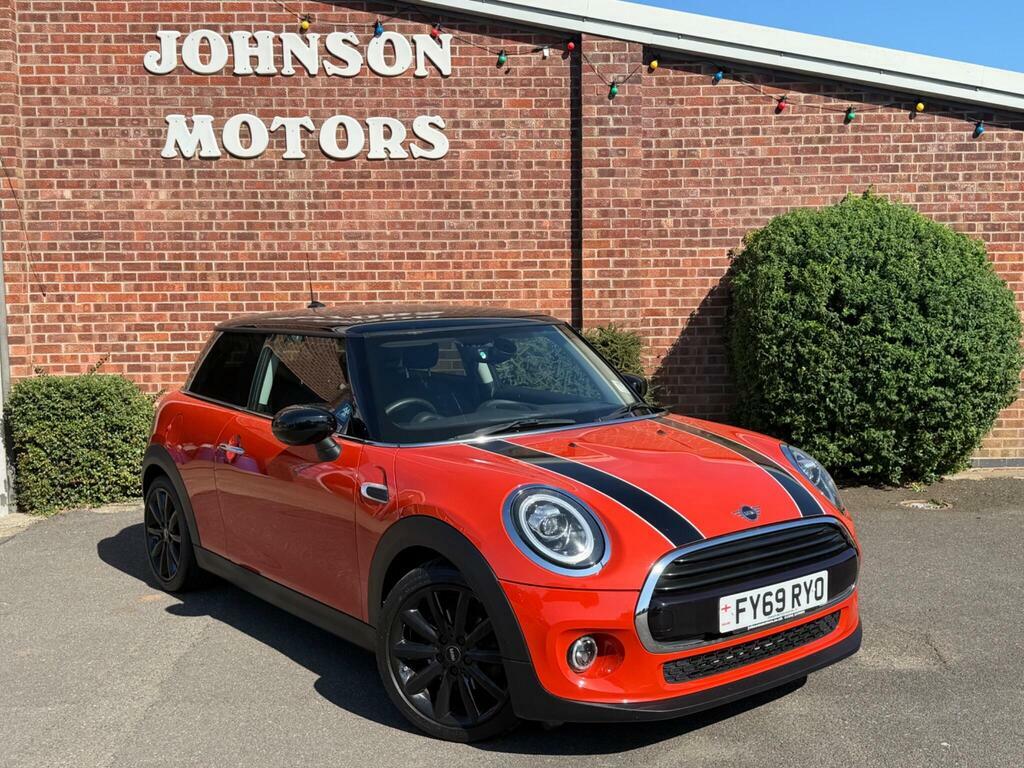 Mini Hatch 1.5 Cooper Classic Euro 6 S S FY69RYO Orange