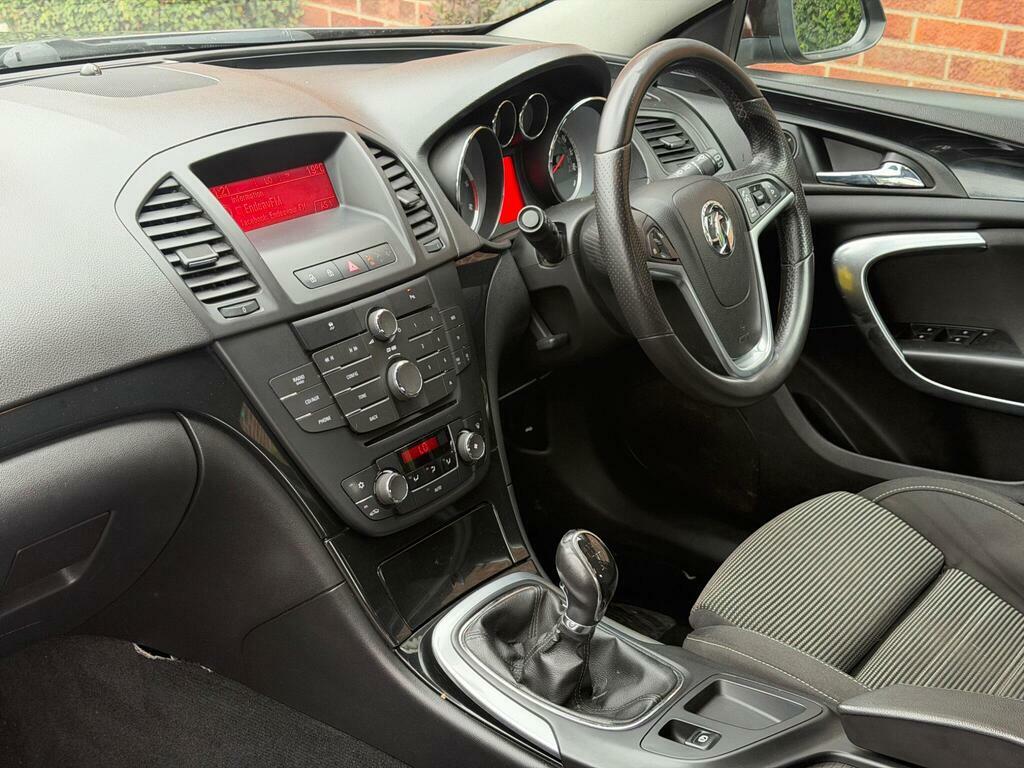 Vauxhall Insignia 2.0 Sri Cdti 158 Bhp Silver #8