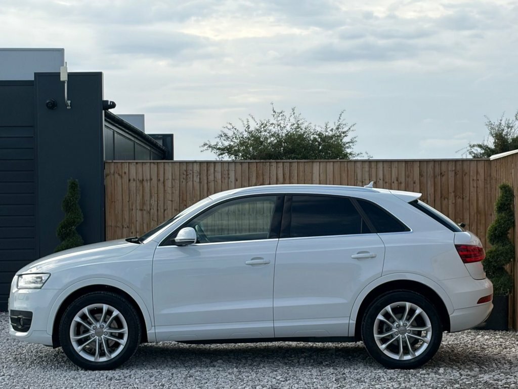 Audi Q3 2L Se White #4