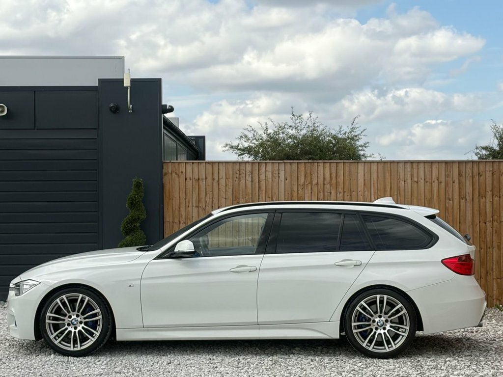 BMW 3 Series 2L M Sport White #4