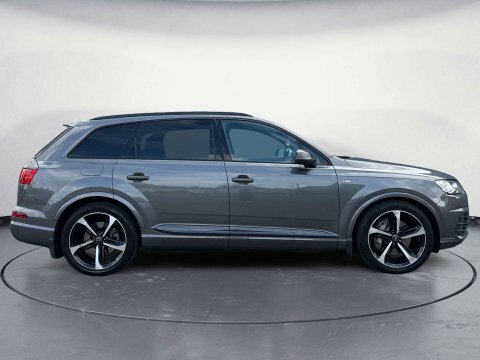 Audi Q7 3.0 Q7 Black Grey #6