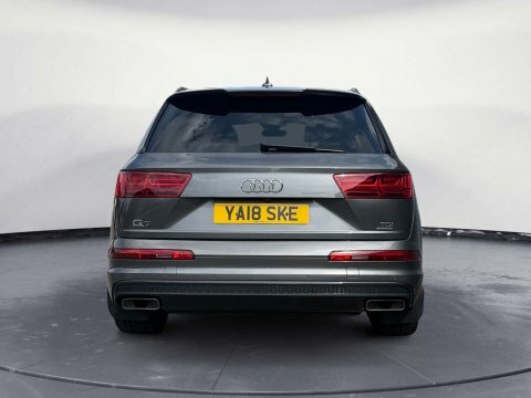 Audi Q7 3.0 Q7 Black Grey #4