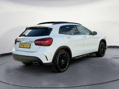 Mercedes-Benz GLA Class 2.1 Gla 220 White #5