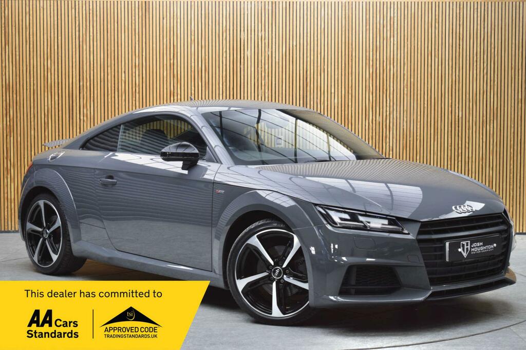 Audi TT Black Edition Grey