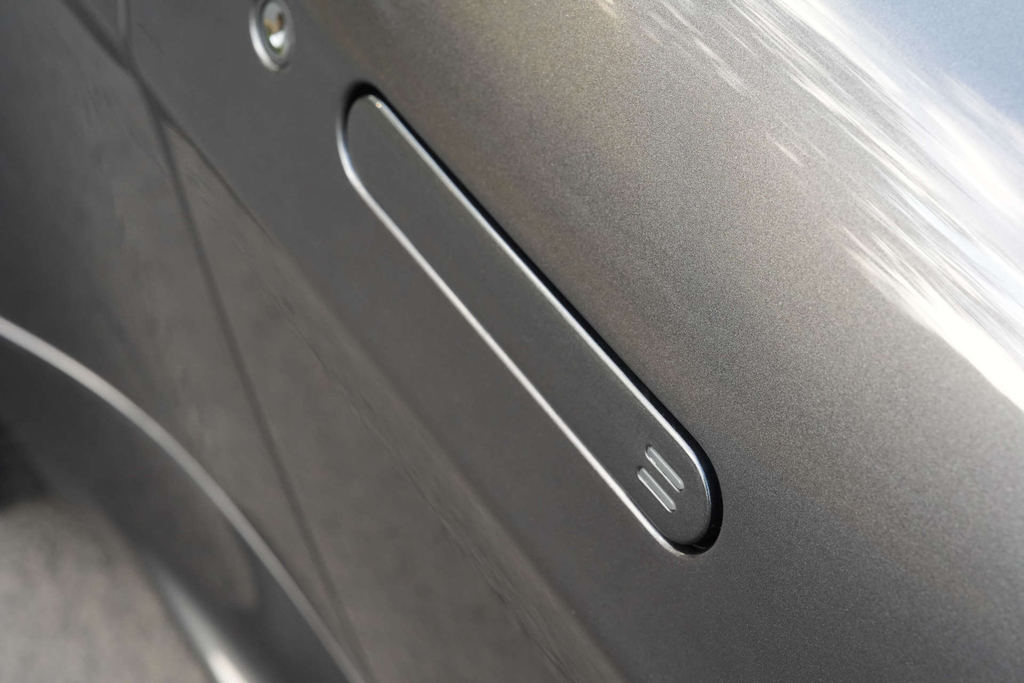 Aston Martin Vantage Silver #57