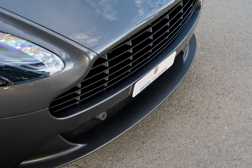 Aston Martin Vantage Silver #56