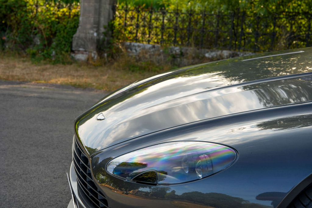 Aston Martin Vantage Silver #20