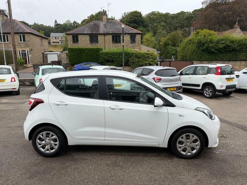 Hyundai I10 1.2-se-hatchback-5dr-petrol-manual-euro-6-87-ps White #6