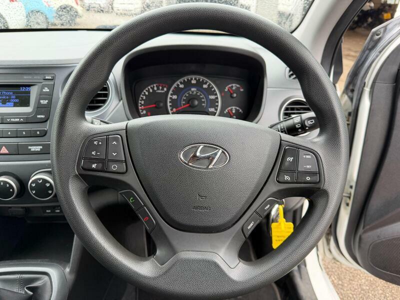 Hyundai I10 Hatchback  #10