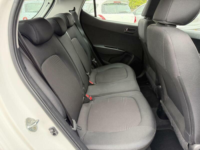 Hyundai I10 Hatchback  #17