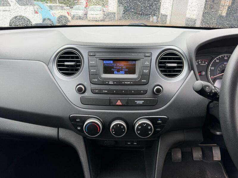 Hyundai I10 Hatchback  #11