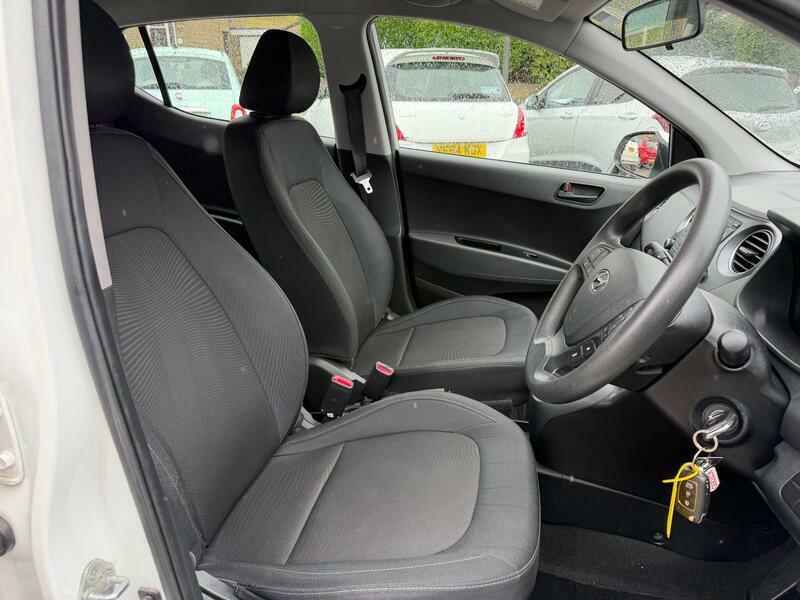 Hyundai I10 Hatchback  #13