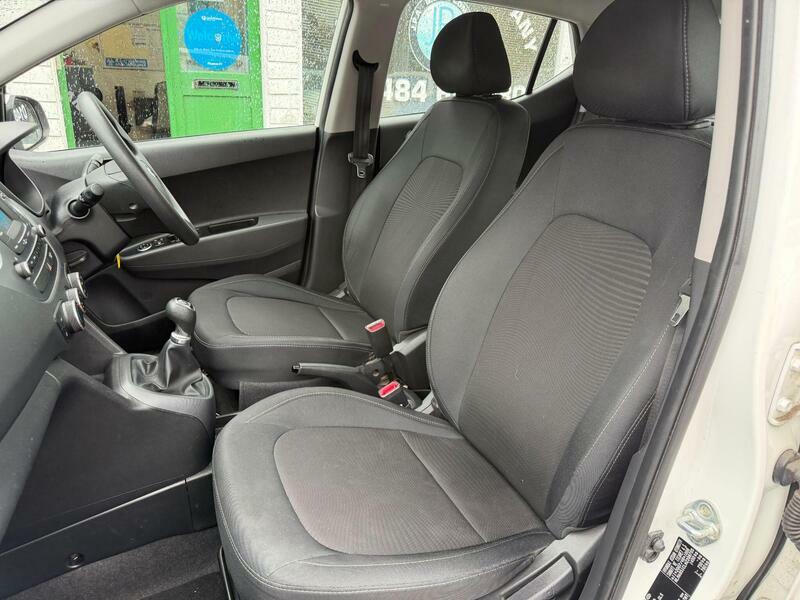 Hyundai I10 Hatchback  #15