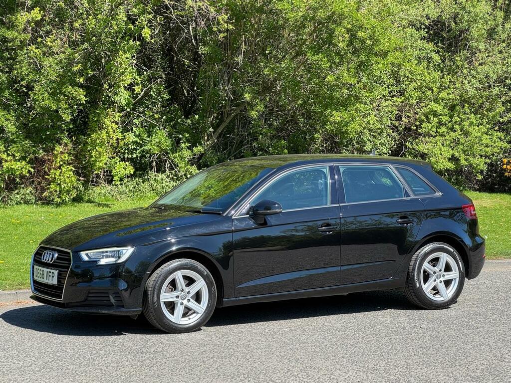 Audi A3 30 Tdi 116 Se Technik S Tronic DE68VFP Black #4