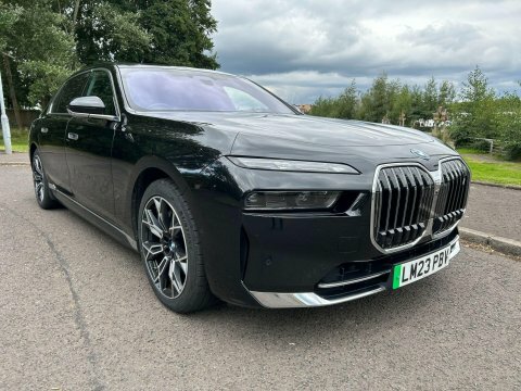 BMW i7 60 105.7Kwh Excellence Black