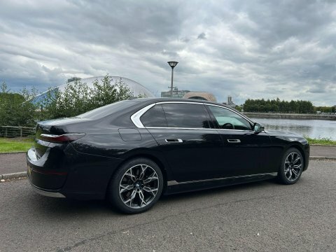 BMW i7 Excellence Pro Black #51