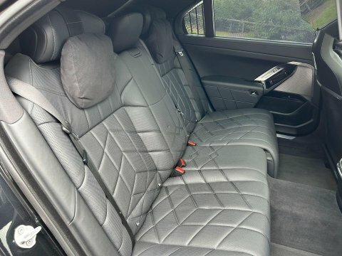 BMW i7 Excellence Pro Black #20