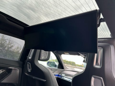 BMW i7 Excellence Pro Black #46