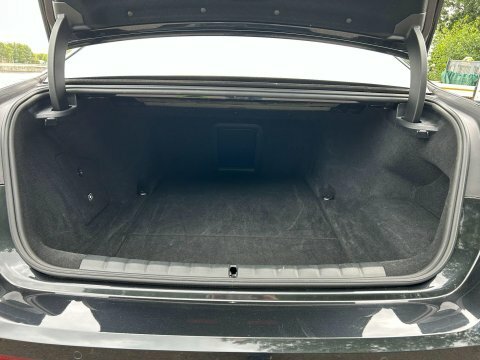 BMW i7 Excellence Pro Black #45