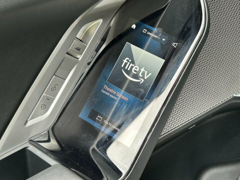 BMW i7 Excellence Pro Black #54