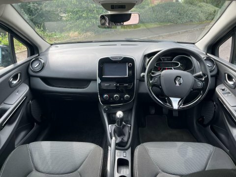 Renault Clio 1.2 16V Dynamique SH65JWO Black #2